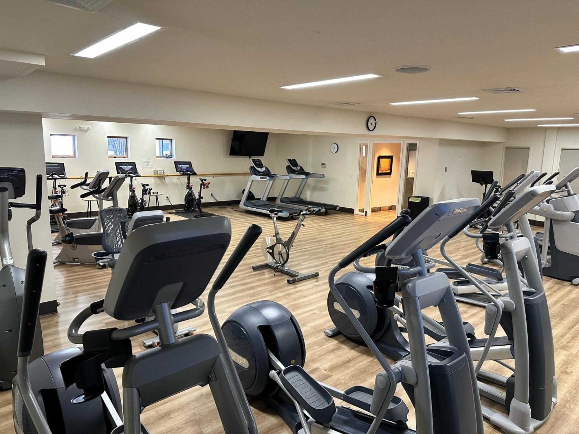 Vail Racquet Club Mountain Resort Екстериор снимка